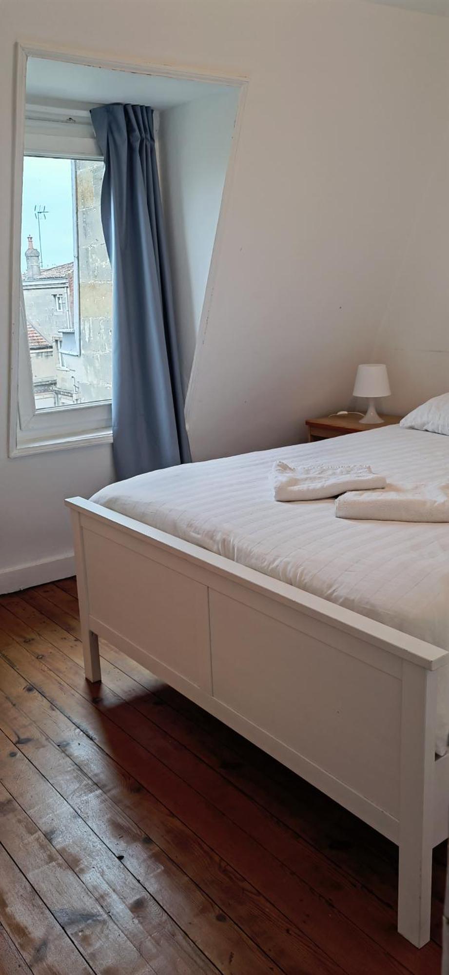 Le Jardin Cafe Bed & Breakfast Bordeaux Exterior photo