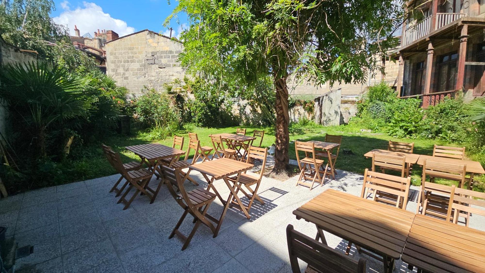 Le Jardin Cafe Bed & Breakfast Bordeaux Exterior photo
